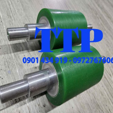 Gia công đắp trục bằng nhựa PU