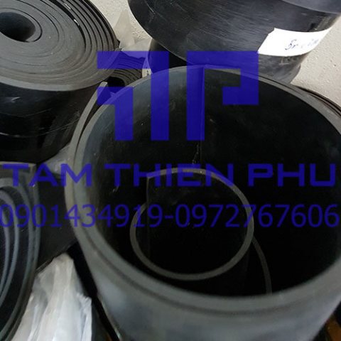 Cao su lót sàn đổ bê tông